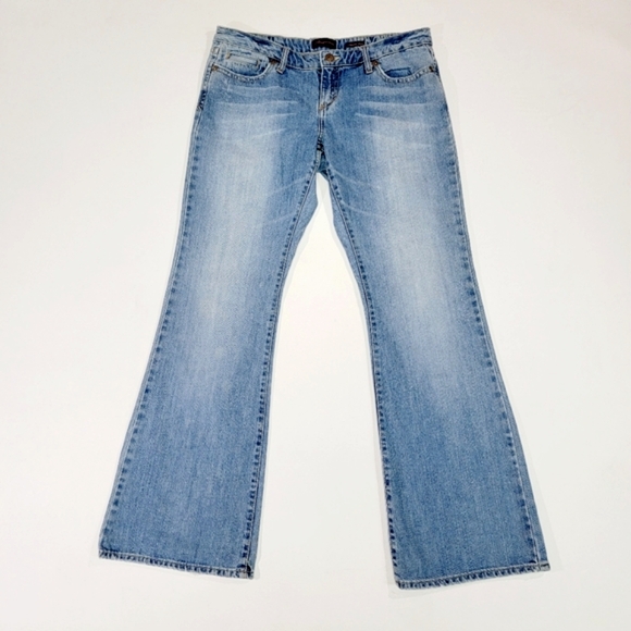 AEROPOSTALE ♡ Sweet Denim Faded 'n Distressed Authentic Flare Blue Jeans 9/10R - Picture 11 of 16